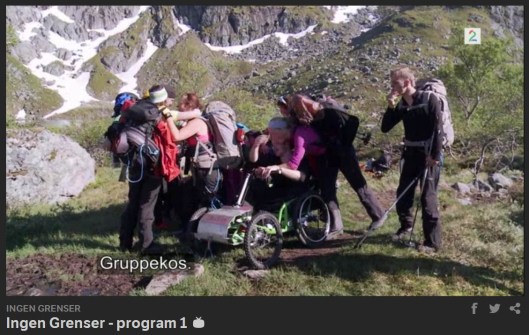 Så flinke vi har vært! Da må det bli GRUPPEkos, påpekt av ekspedisjonsleder Hjelmesett selvsagt. (Foto: Screen print Sumo)